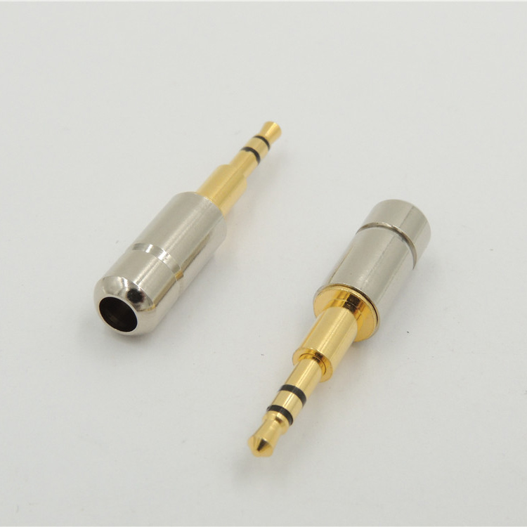 2.5mm stereo plug