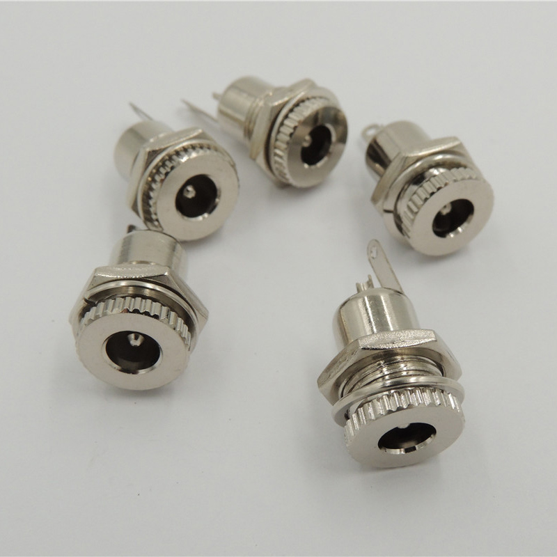 dc plug 5.5mm x 2.5mm