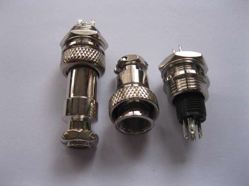 Xlr connector