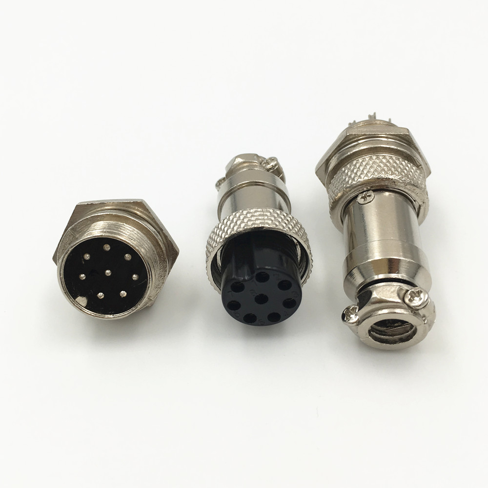 Xlr connector