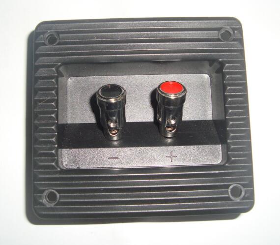 Automobile subwoofer junction box, loudspeaker jun