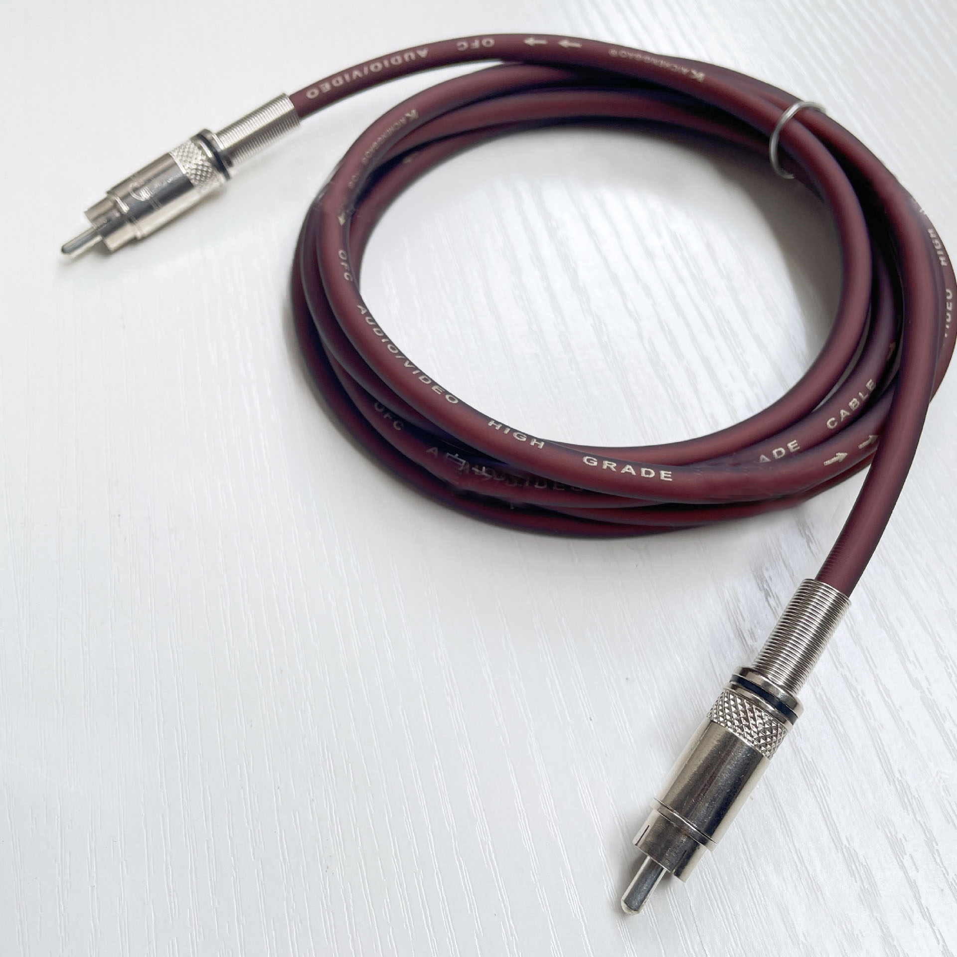 Same uranium audio cable Lotus to Lotus RCA male t
